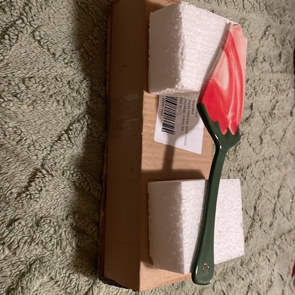 NWT Unique Rosebud Designed/Shaped Cake Serving Utensil - Picture 10 of 10